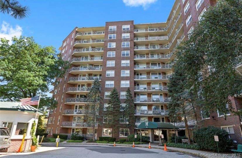 91 Strawberry Hill Avenue - Photo 1