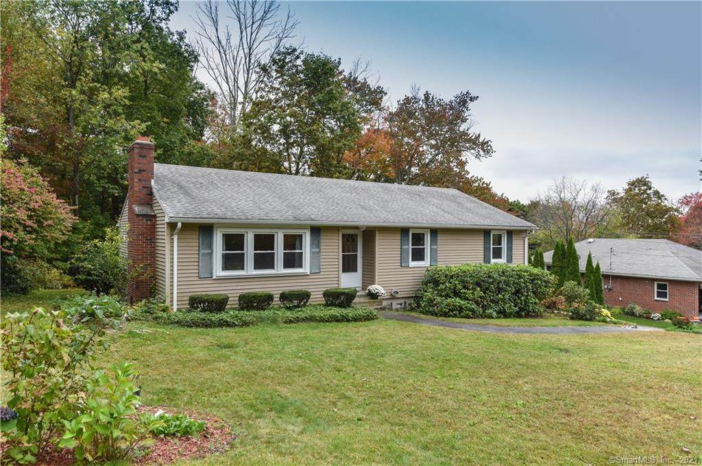 237 Sherwood Drive - Photo 1