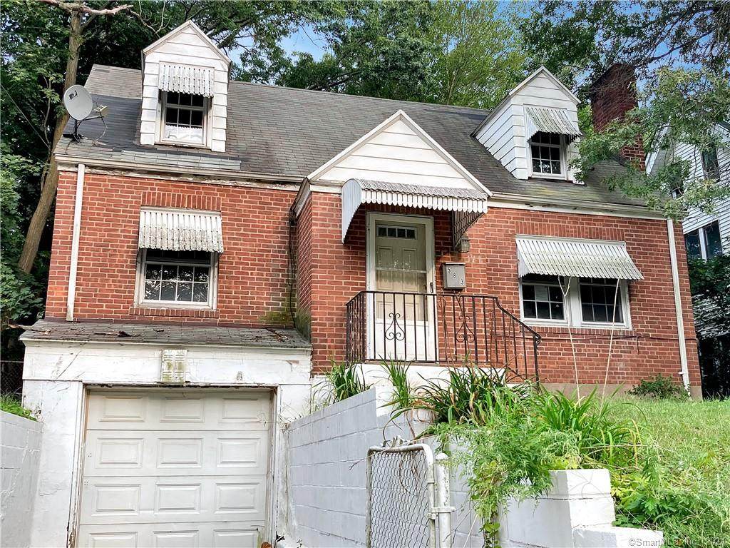 583 Sherman Parkway - Photo 1