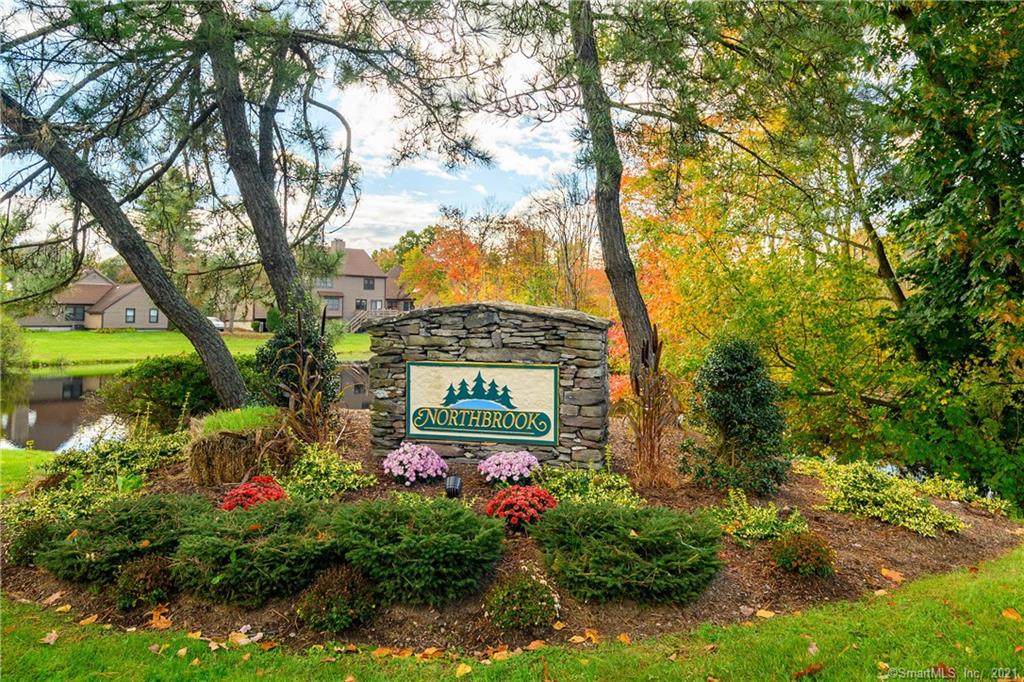 4 Rolling Ridge Road - Photo 1
