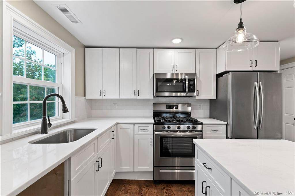 225 Winchester Avenue - Photo 1