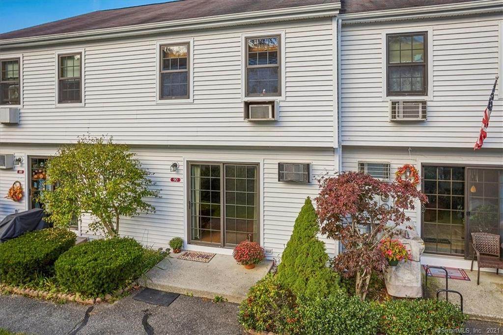 90 Aspetuck Village - Photo 1