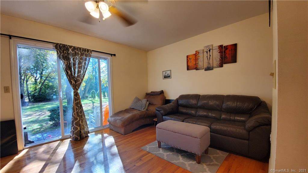 33 Russell Street - Photo 1