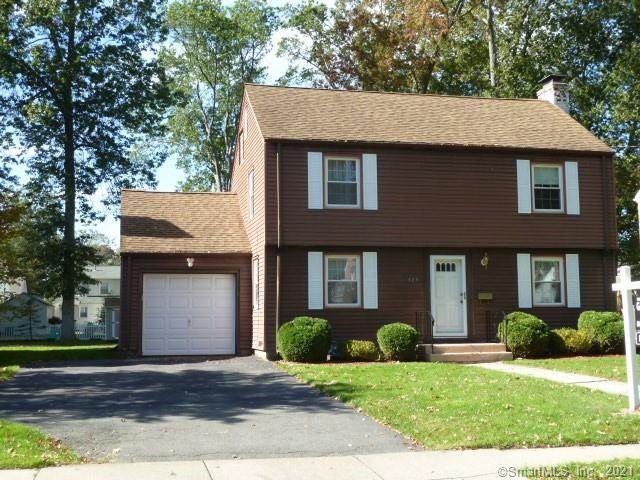 325 Cumberland Road - Photo 1