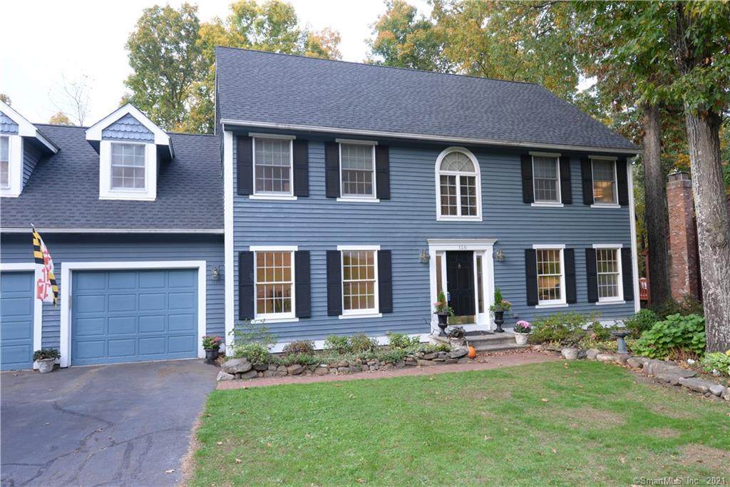 130 Oakridge - Photo 1