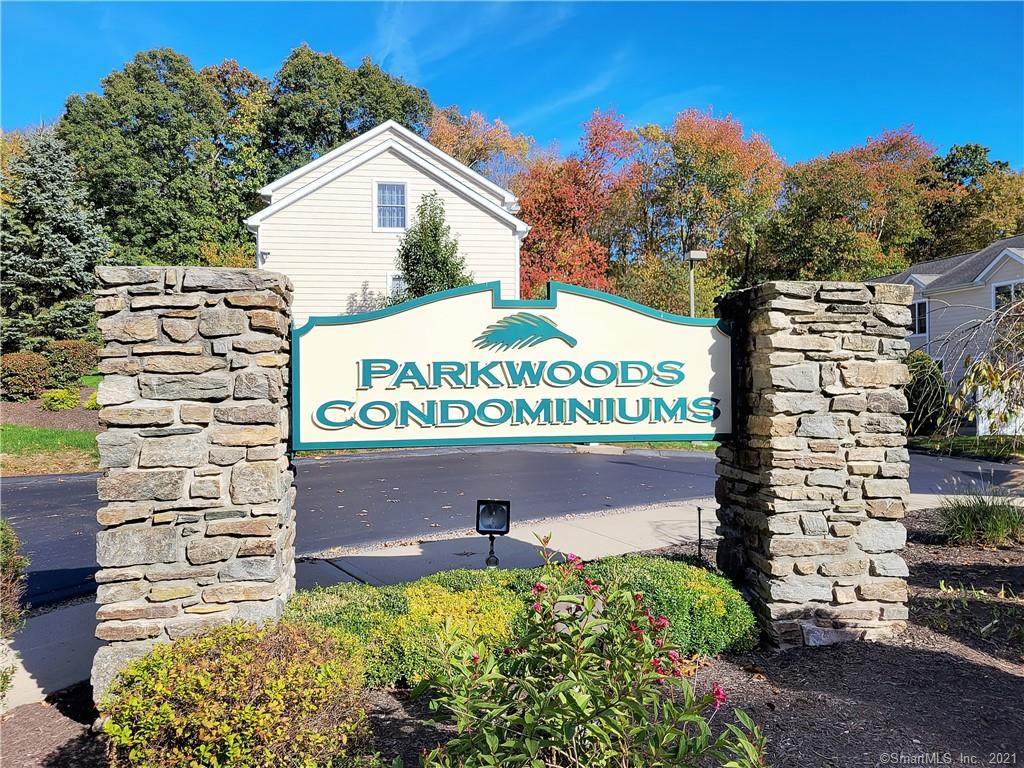 29 Parkwoods Drive - Photo 1