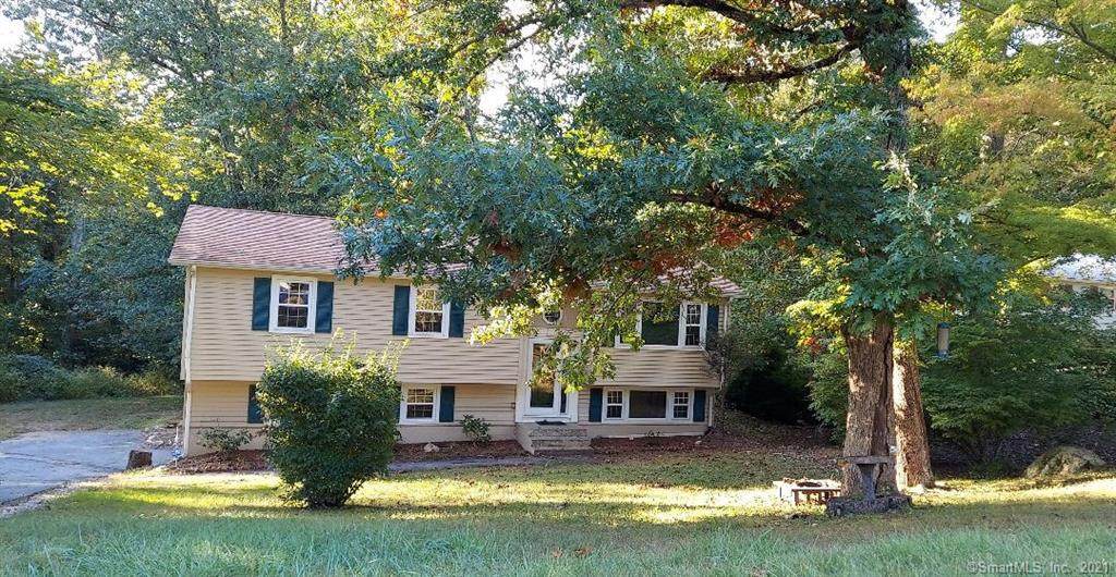 22 Lincoln Drive - Photo 1