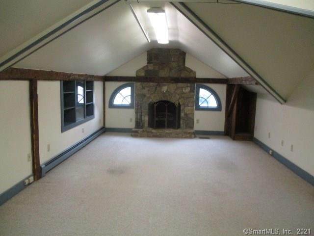572 White Plains Road - Photo 1