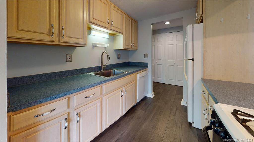 71 Brookwood Drive - Photo 1