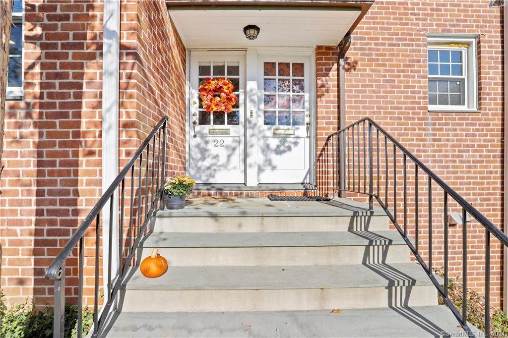 41 Milbank Avenue - Photo 1