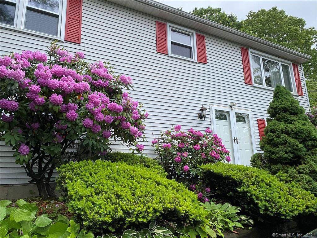 90 Foxon Hill Road - Photo 1