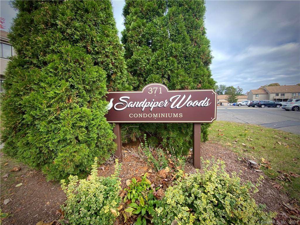 371 Emmett Street - Photo 1