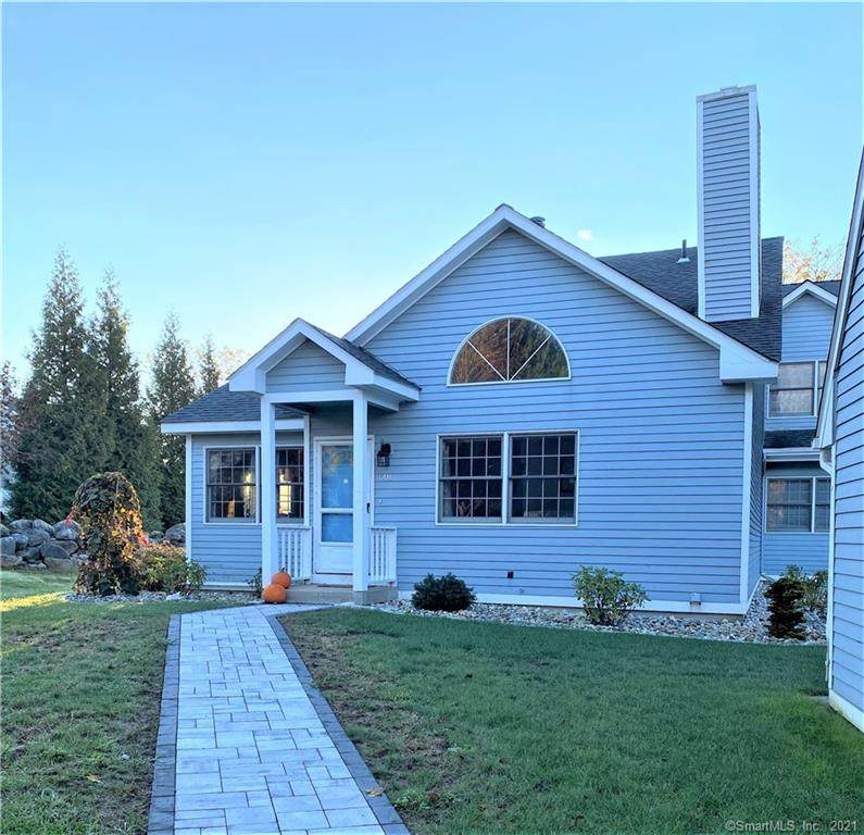 601 Fieldstone Court - Photo 1