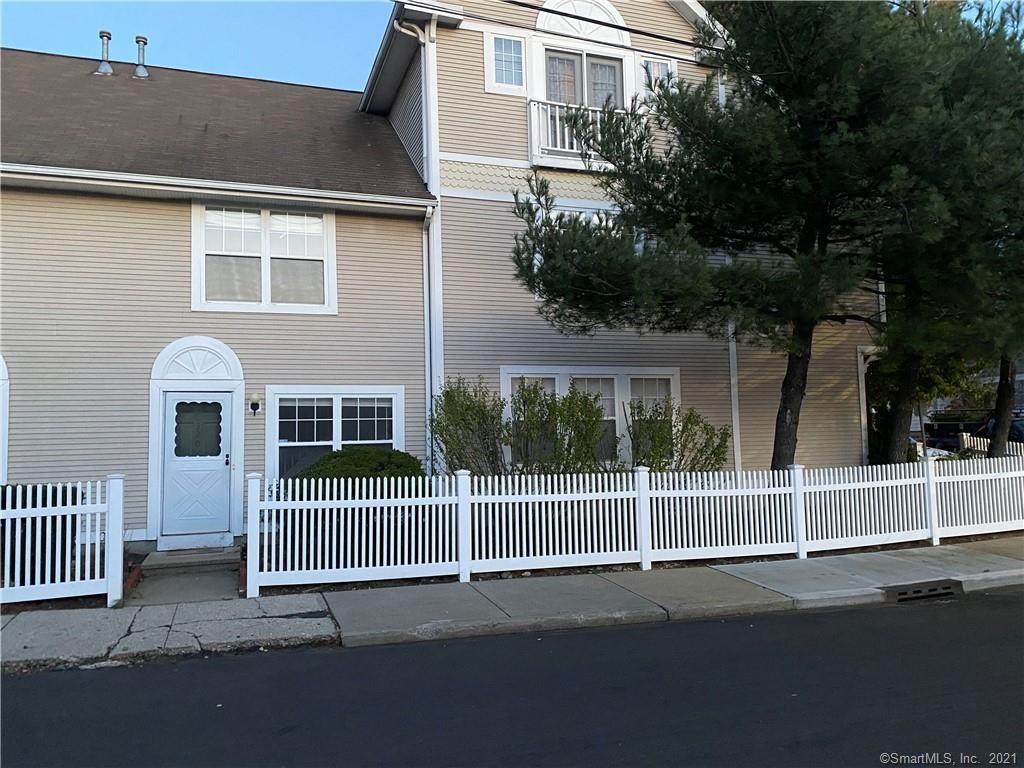 1 Southfield Avenue - Photo 1