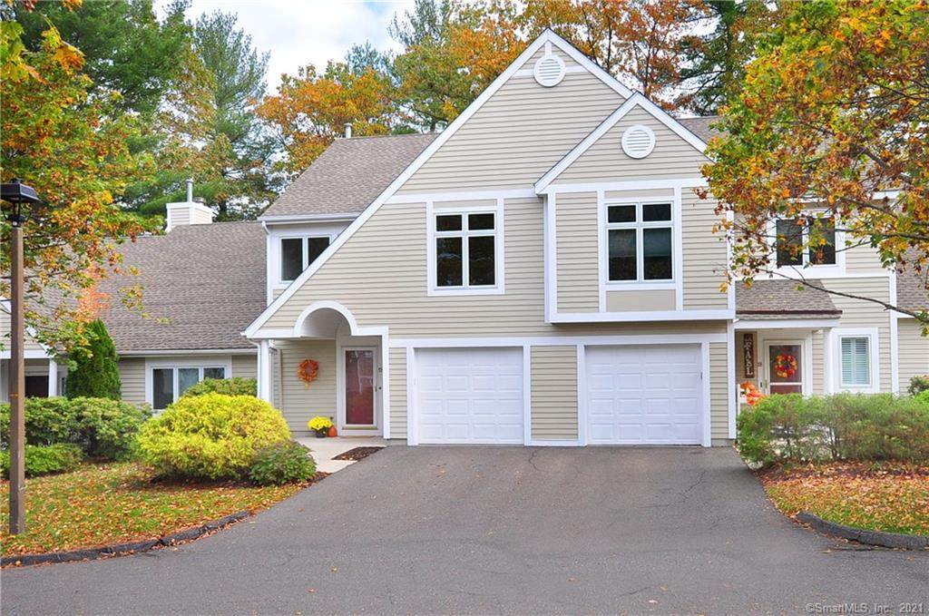 19 Greenwich Lane - Photo 1