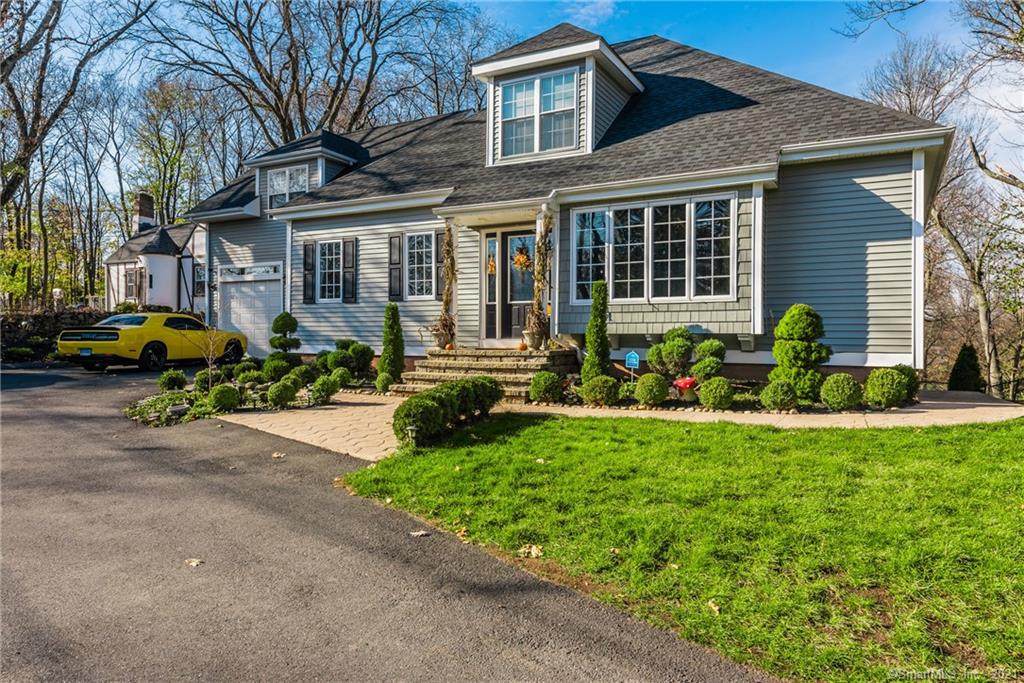107 Golf Street - Photo 1