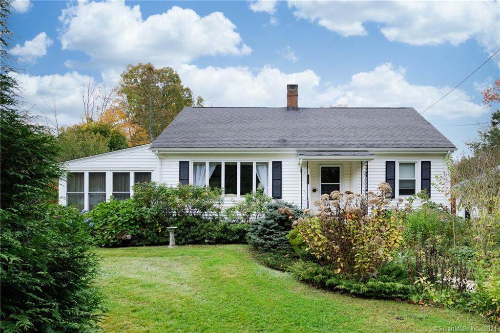 121 White Avenue - Photo 1