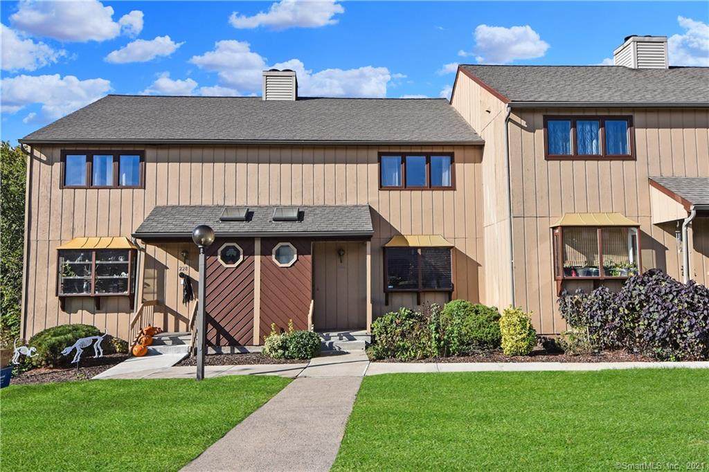 226 Skyview Drive - Photo 1