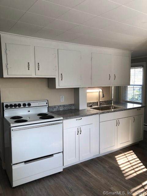 472 Main Street - Photo 1