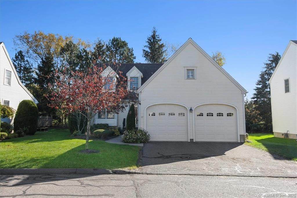 17 Perkins Row - Photo 1
