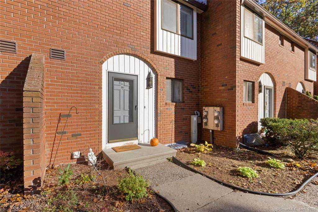 550 Darling Street - Photo 1