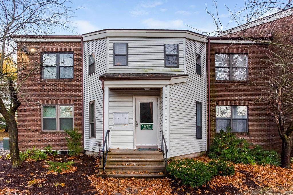 52 Wellington Drive - Photo 1