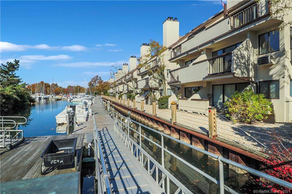 105 Harbor Drive - Photo 1
