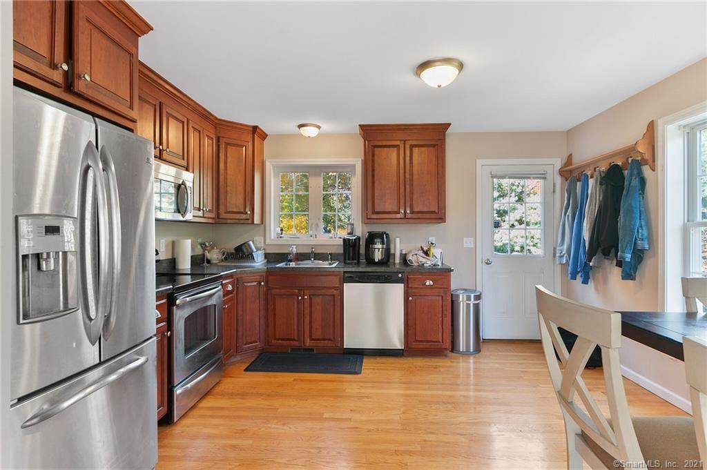 7 Gwen Road - Photo 1