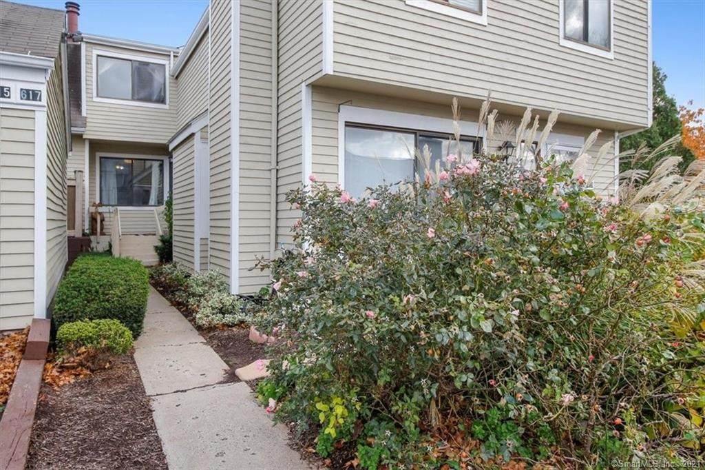 617 Longfellow Drive - Photo 1