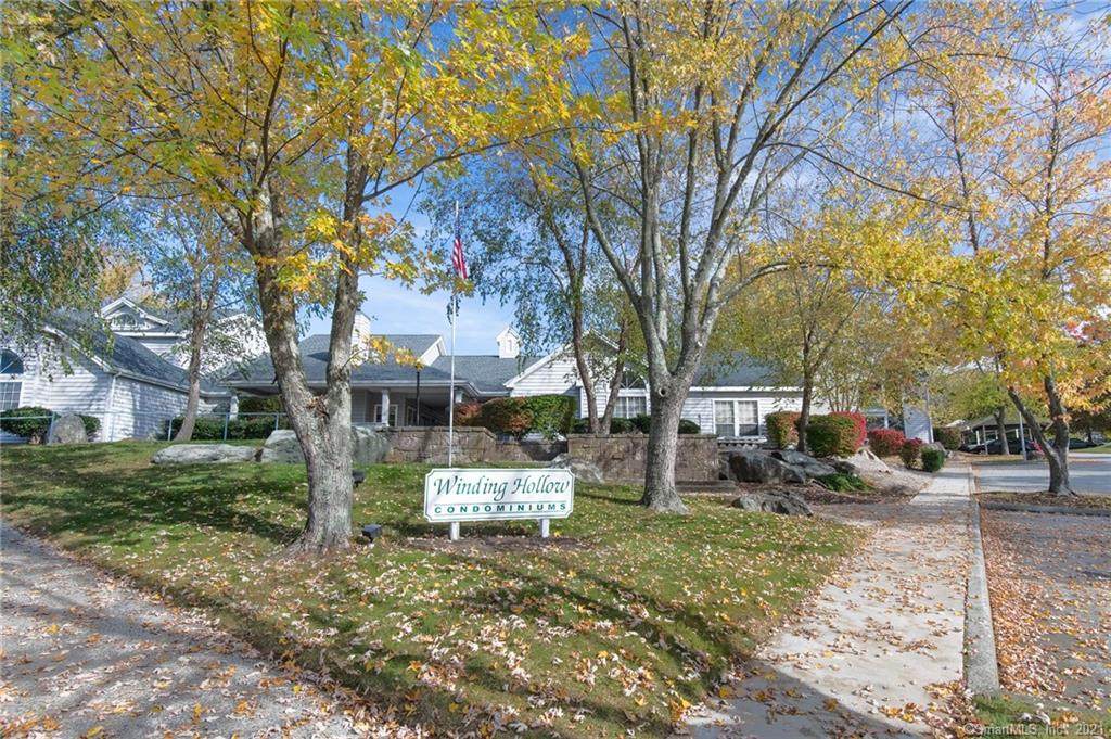 31 Chase Oak Court - Photo 1