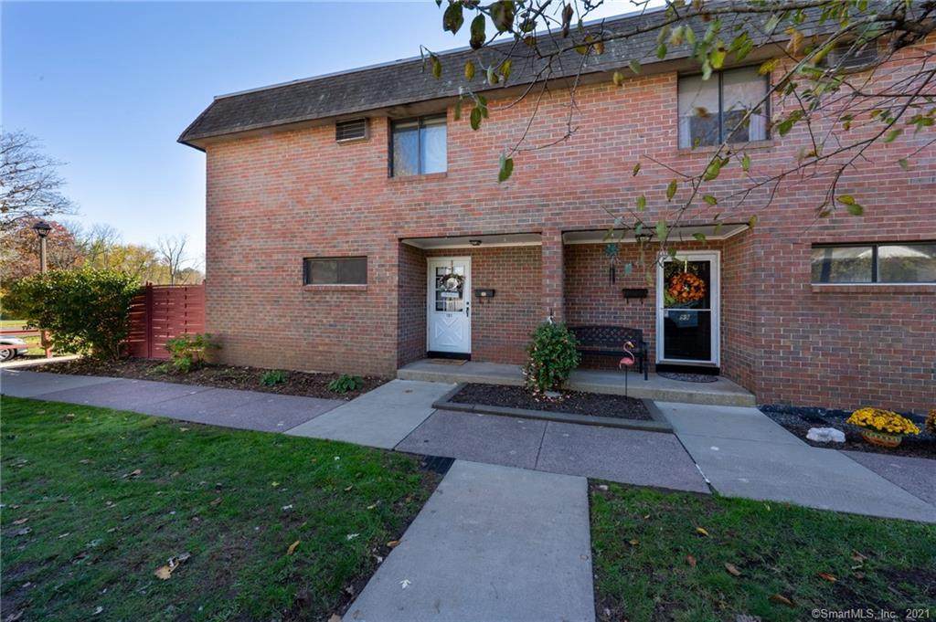 101 Sharon Lane - Photo 1
