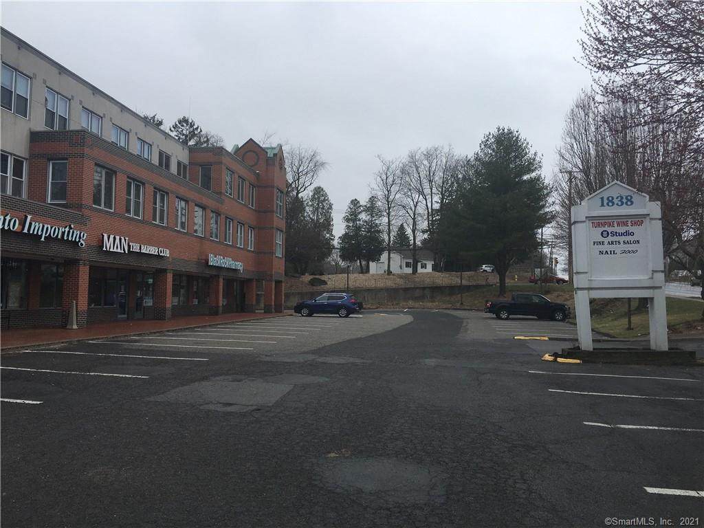 1838 Black Rock Turnpike - Photo 1