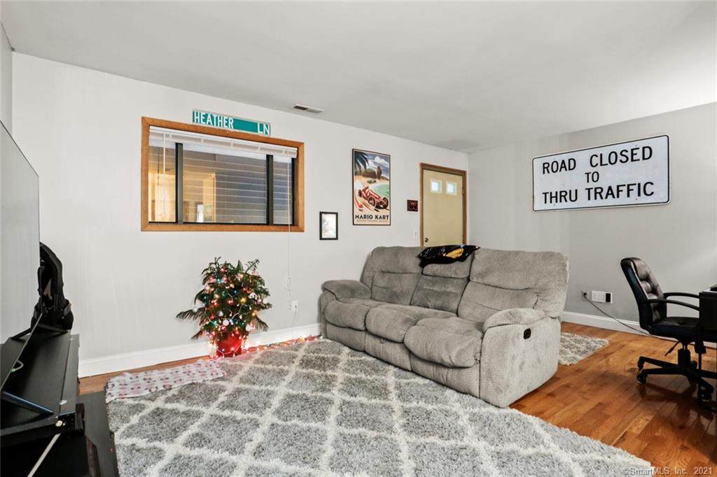 42 Glenwood Avenue - Photo 1
