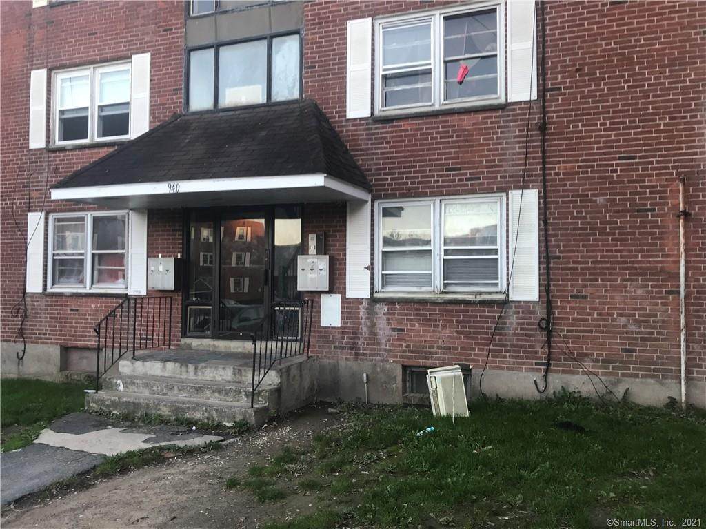 940 Wethersfield Avenue - Photo 1