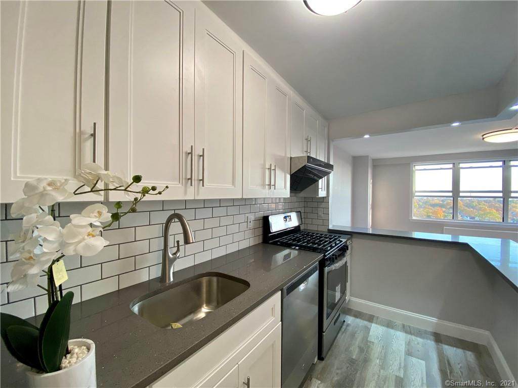 2625 Park Avenue - Photo 1