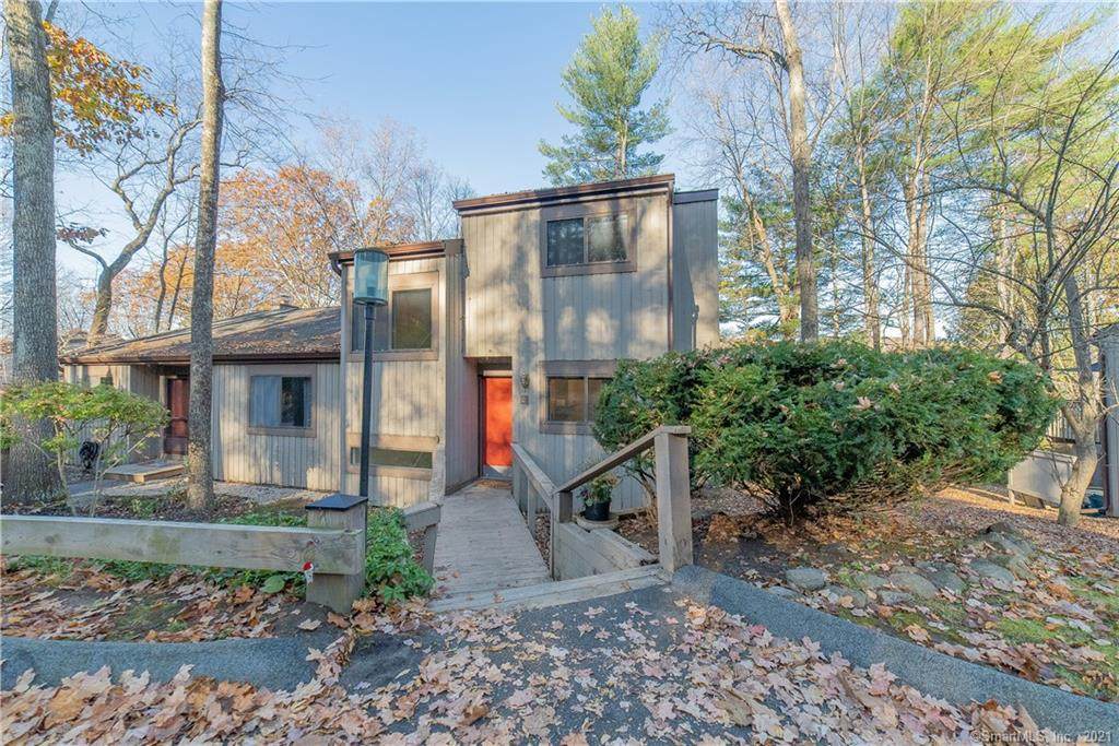 5 Shagbark Lane - Photo 1