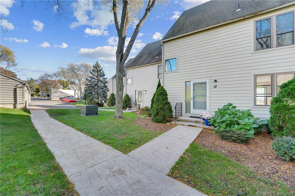 18 Hallmark Hill Drive - Photo 1