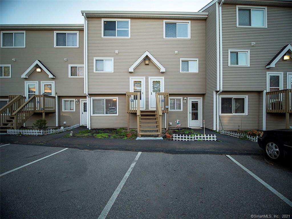 392 Elm Street - Photo 1