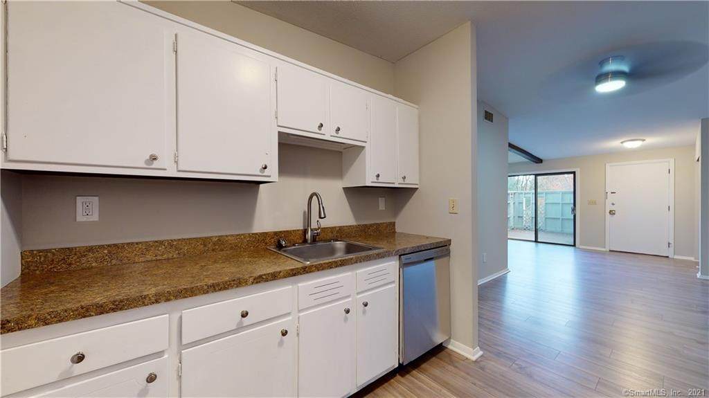 125 Webster Court - Photo 1