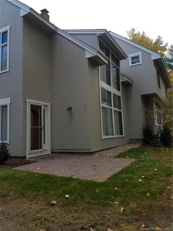 8 Pepperidge Court - Photo 1
