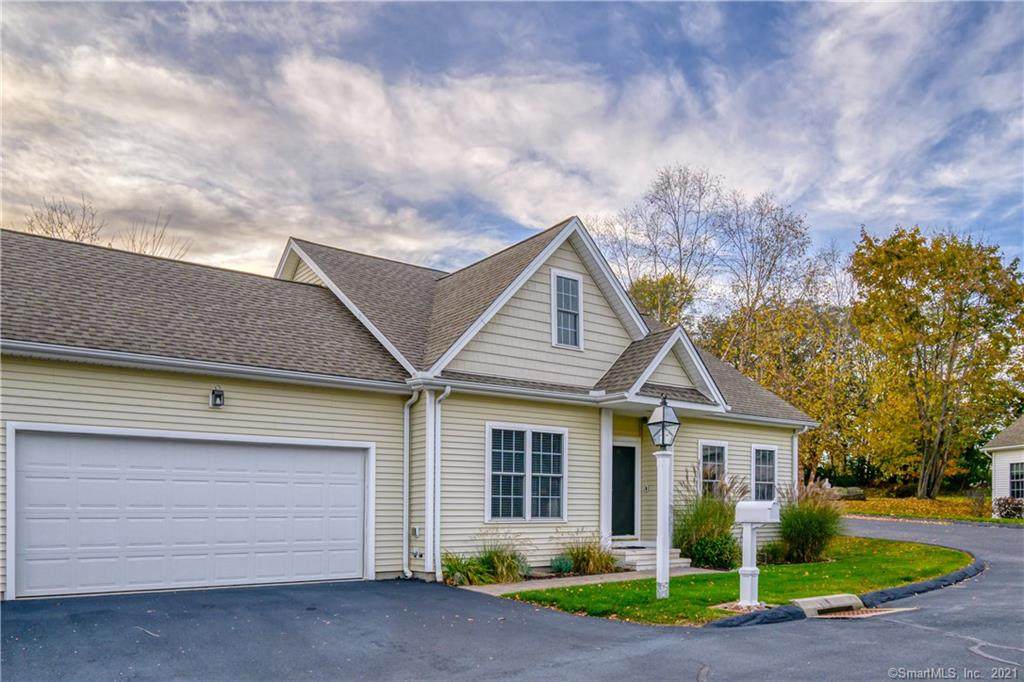 8 Whitman Lane - Photo 1