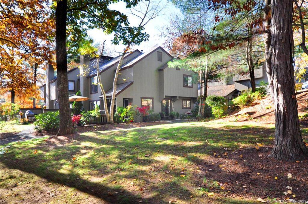 13 Willow Lane - Photo 1
