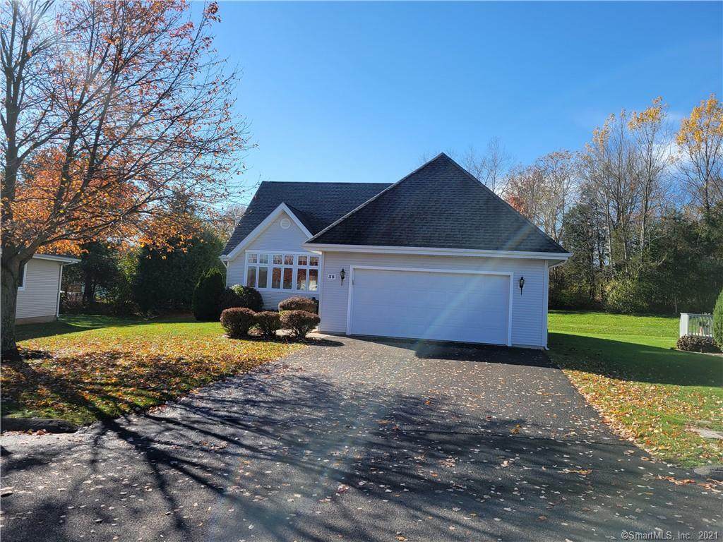 35 Maxwell Drive - Photo 1