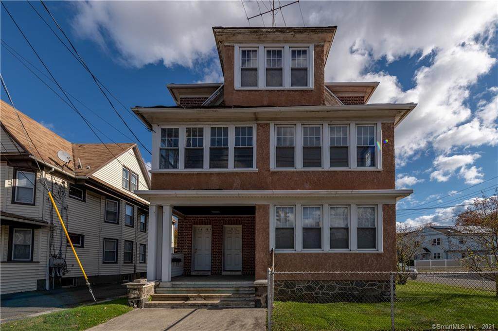 2216 Main Street - Photo 1