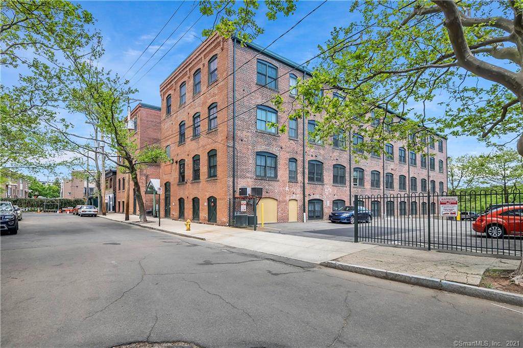 43 Chestnut Street - Photo 1