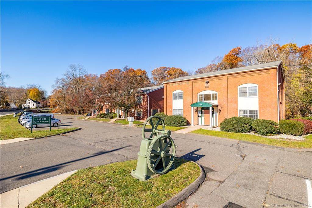 543 Main Street - Photo 1