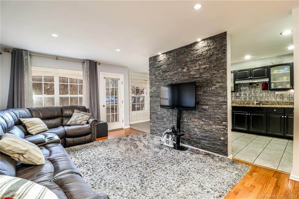 1307 Eaton Court - Photo 1
