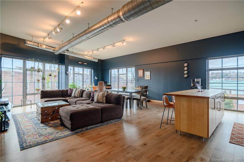 25 Marshall Street - Photo 1