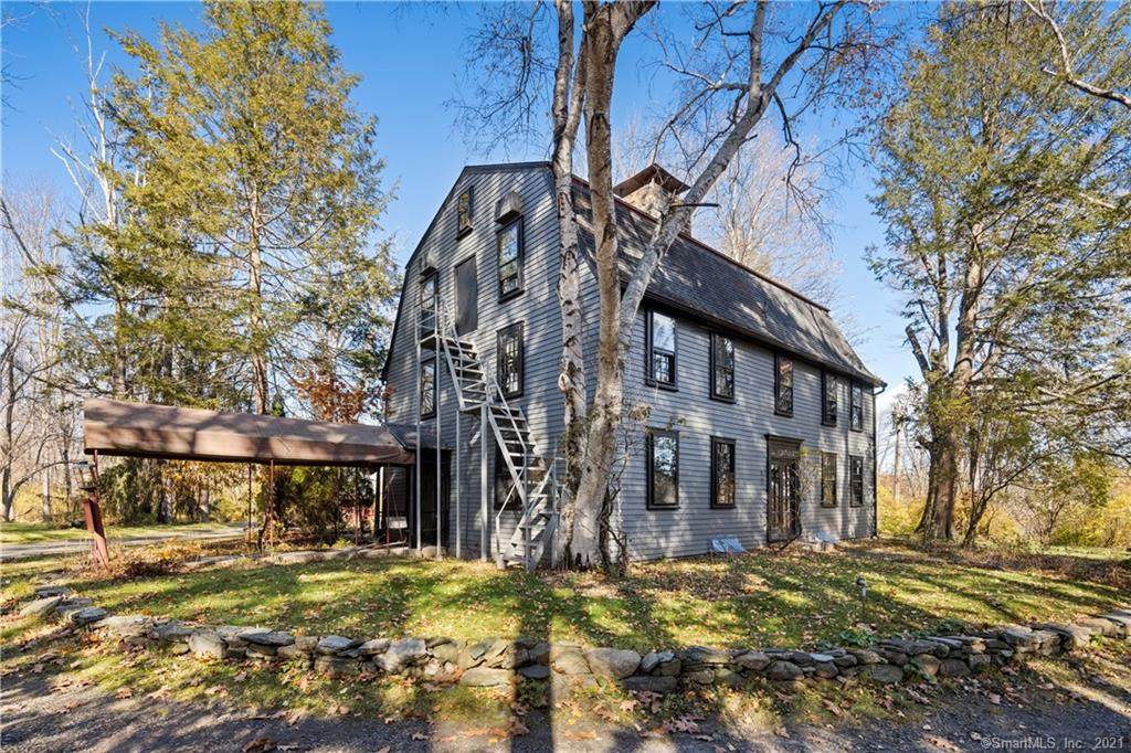 571 Torrington Road - Photo 1