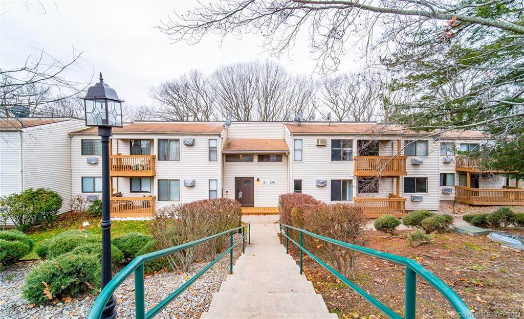 114 Woodland Drive - Photo 1